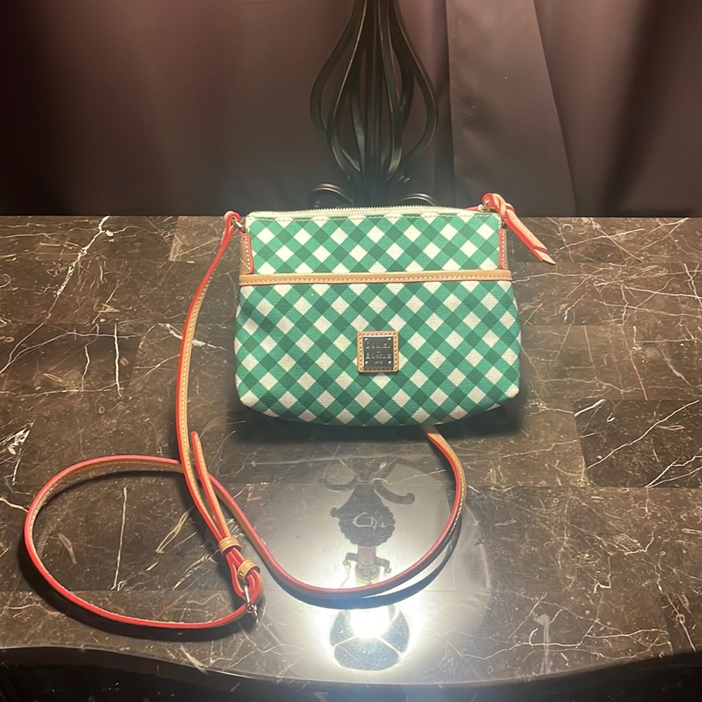 Dooney & Bourke White and Green Crossbody Bag Never Used - Picture 1 of 9